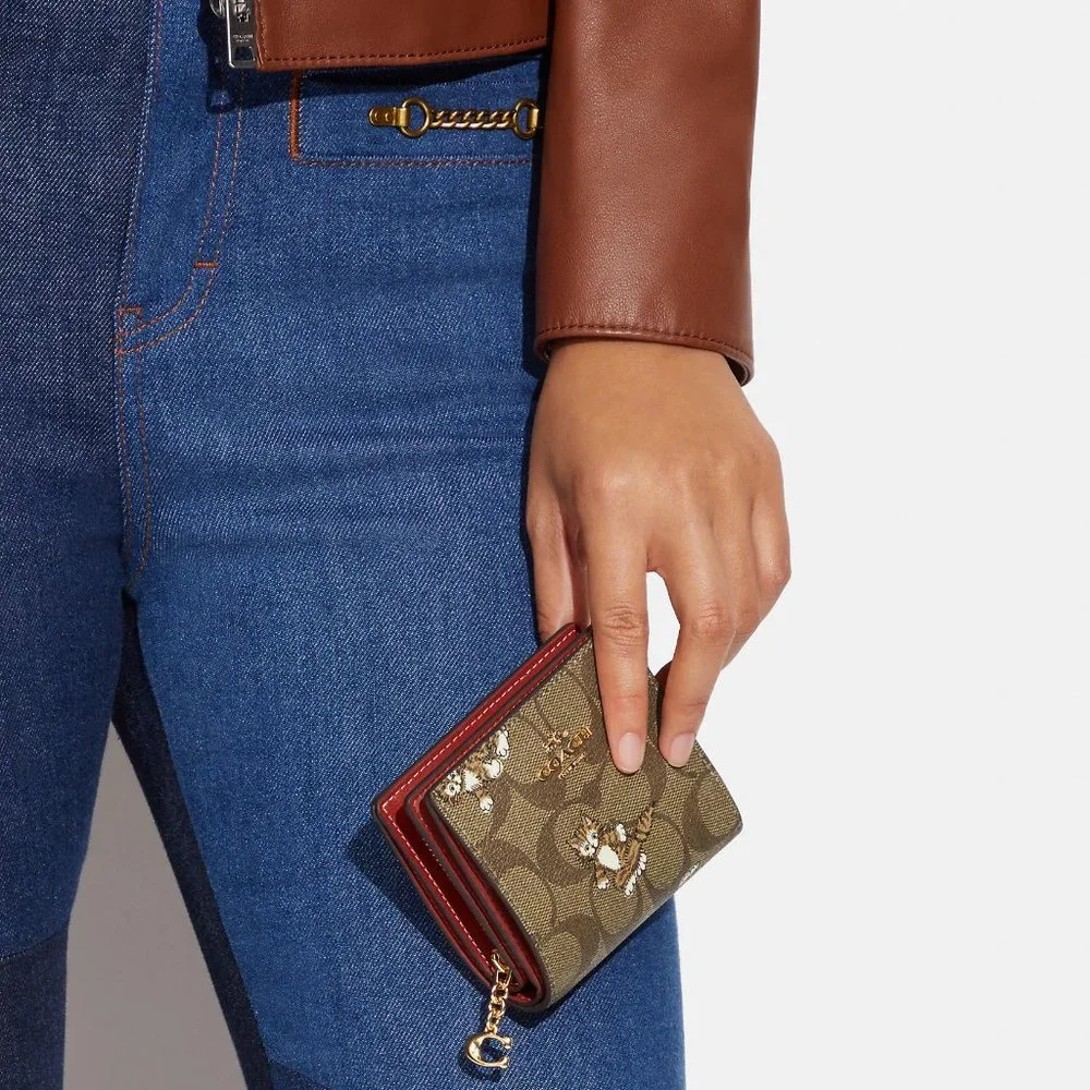 Coach Snap Wallet In Signature Canvas With Dancing Kitten Print